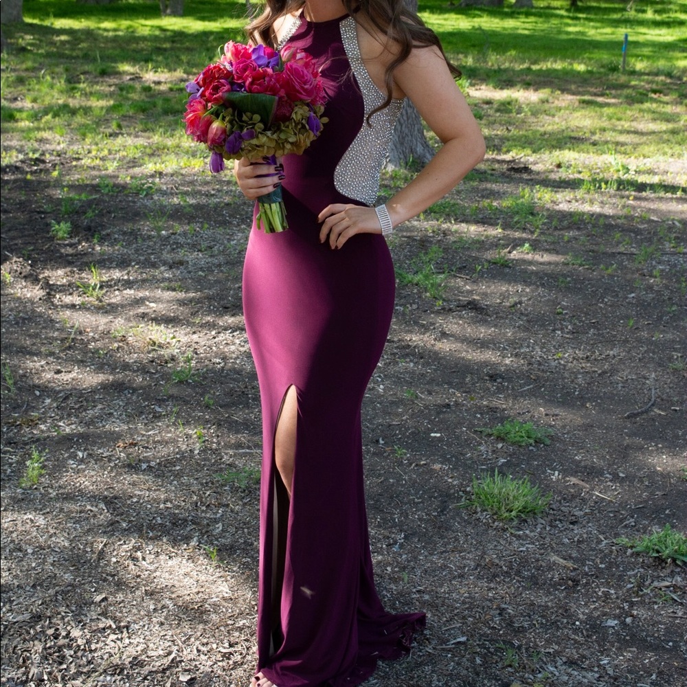 Maroon prom dress